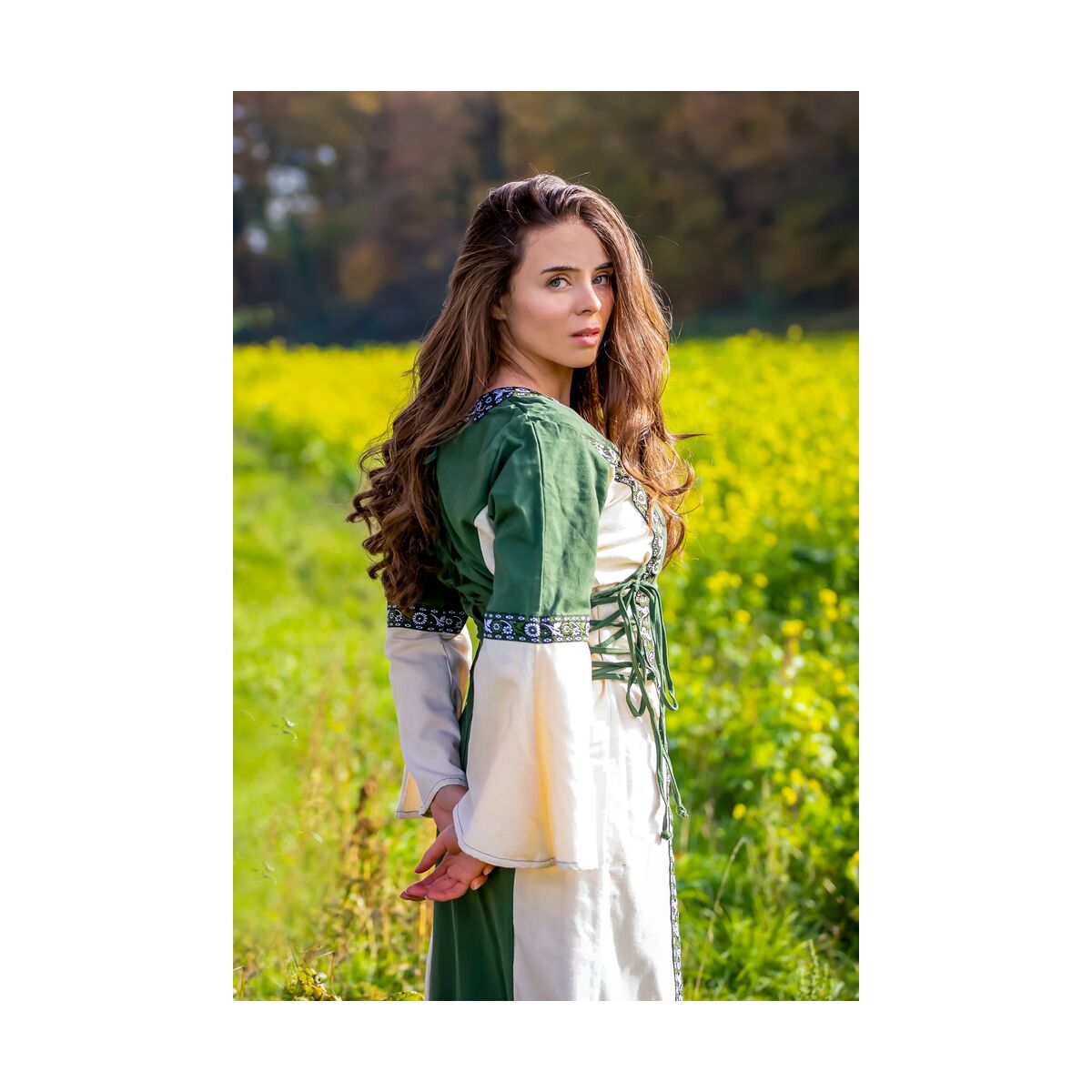 Mittelalterliches Kleid mit Bordüre "Sophie" - Natur/Grün L