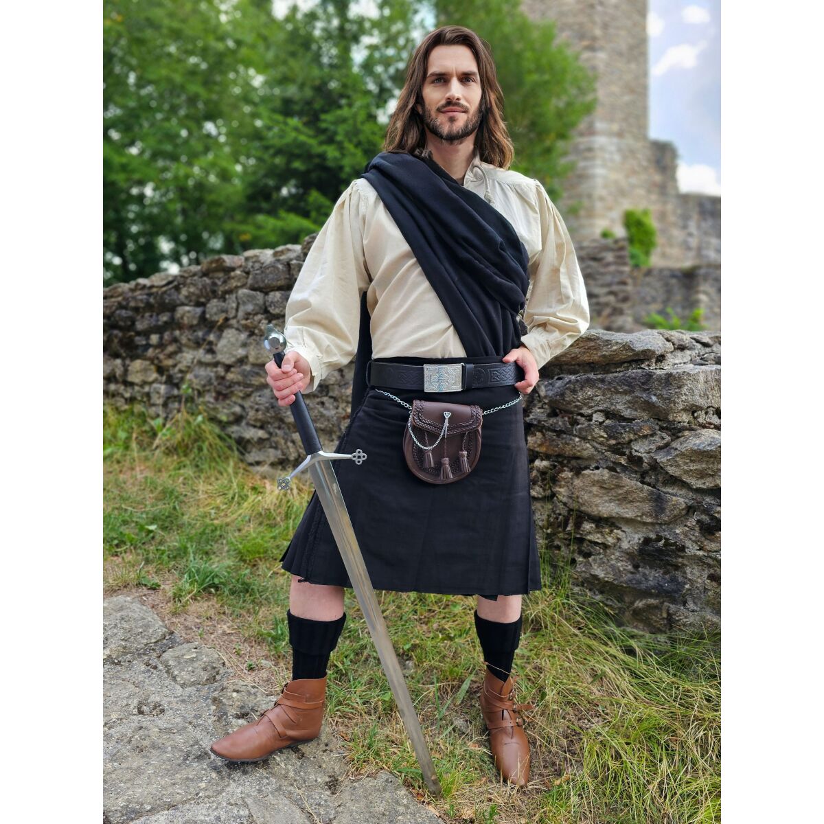 Schottenrock schwarz, 8 Yard Kilt S