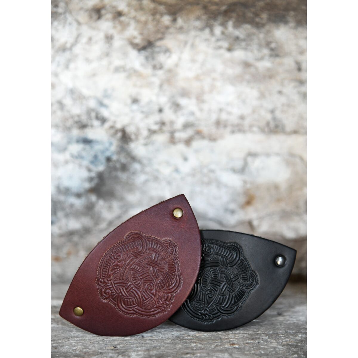 Kleine Haarspange aus Leder mit Wikinger-Motiv & Metall-Clip