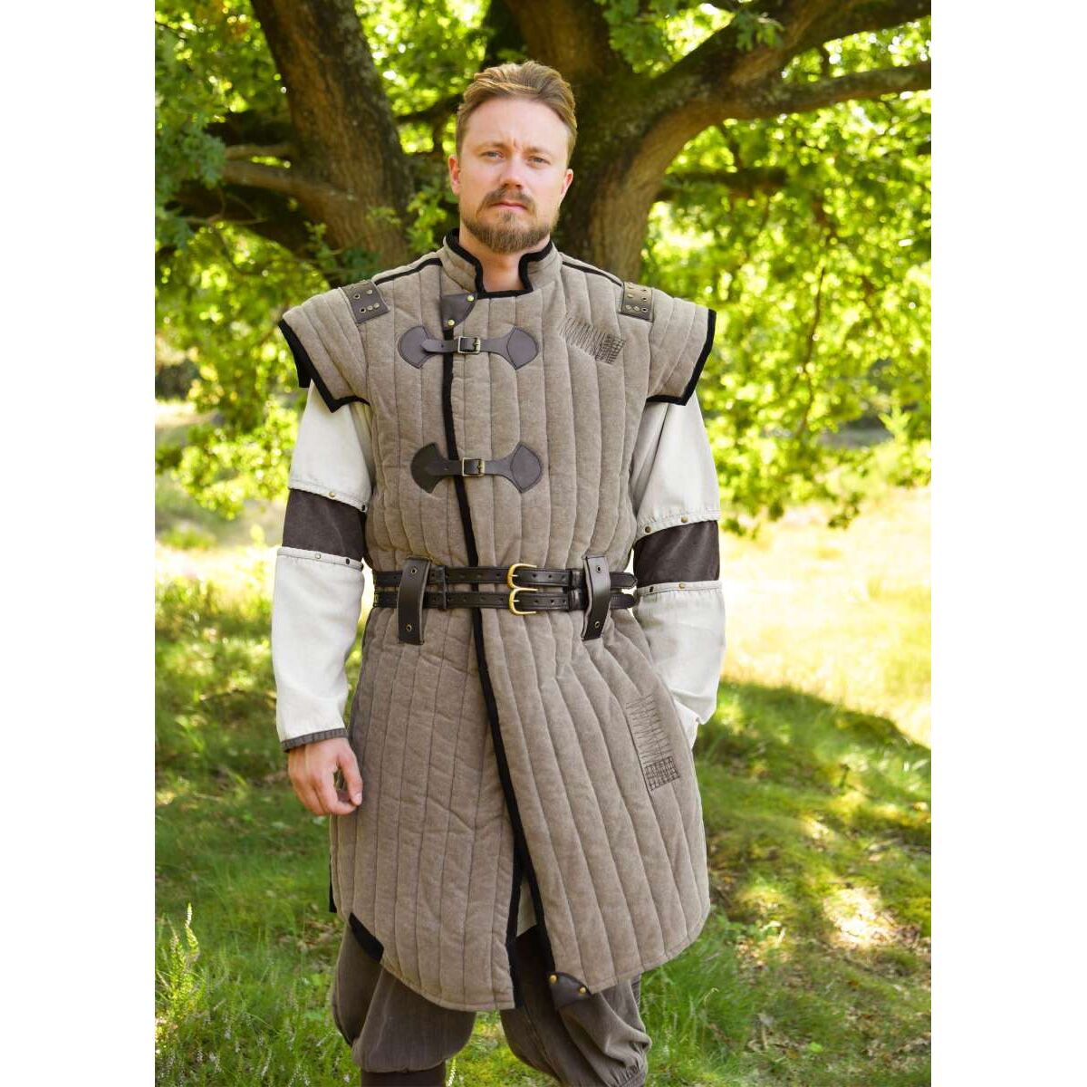 Mittelalter Gambeson Used-Look, braun – schwarz „Vari“